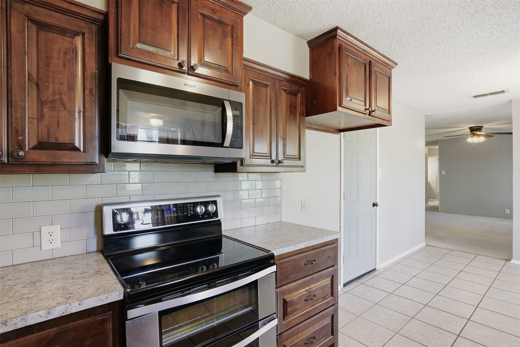 2026 Pebblecreek Drive Cleburne TX 76033