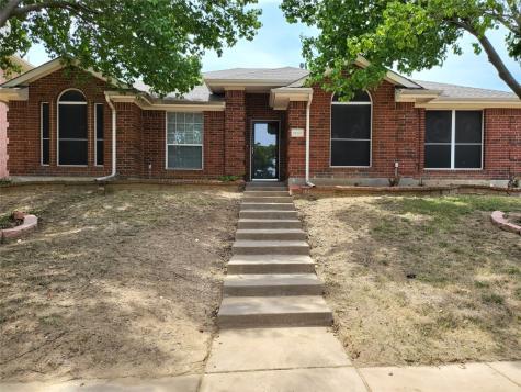1557 Warwick Drive Lancaster TX 75134