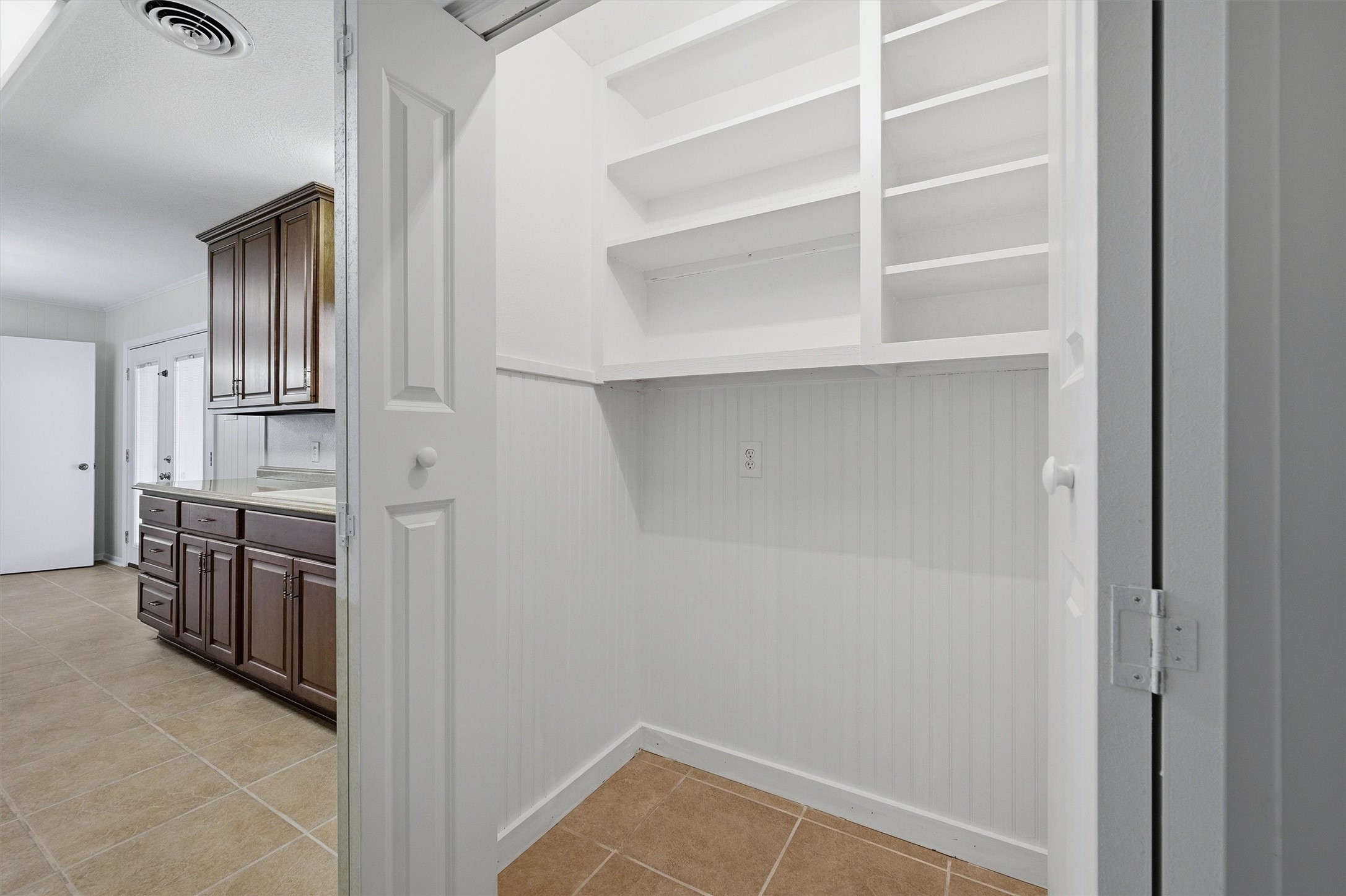 104 Kiowa Drive W Lake Kiowa TX 76240