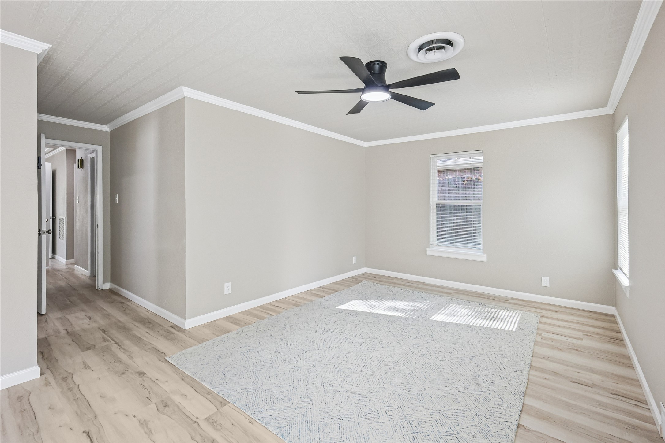 5806 Mountainwood Drive Arlington TX 76016