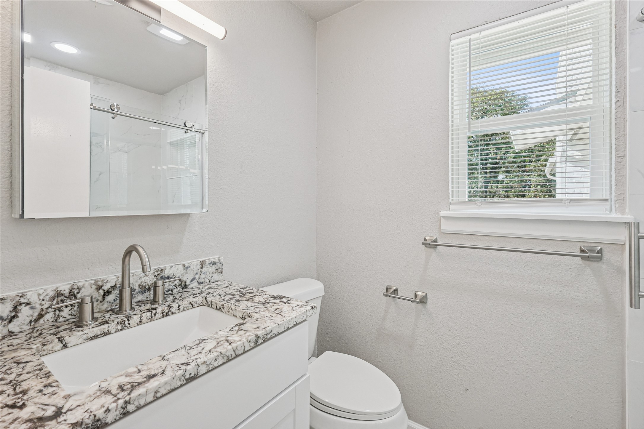 5806 Mountainwood Drive Arlington TX 76016
