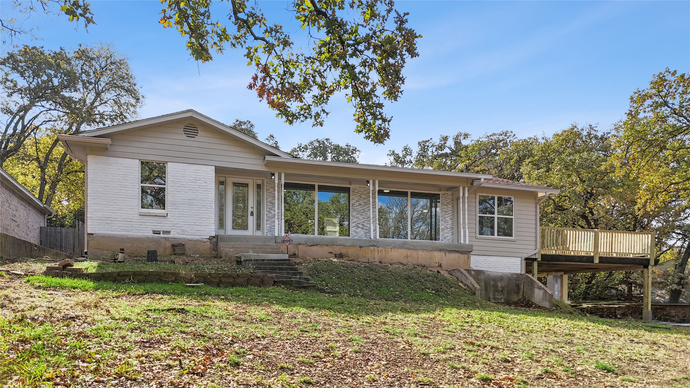 5806 Mountainwood Drive Arlington TX 76016