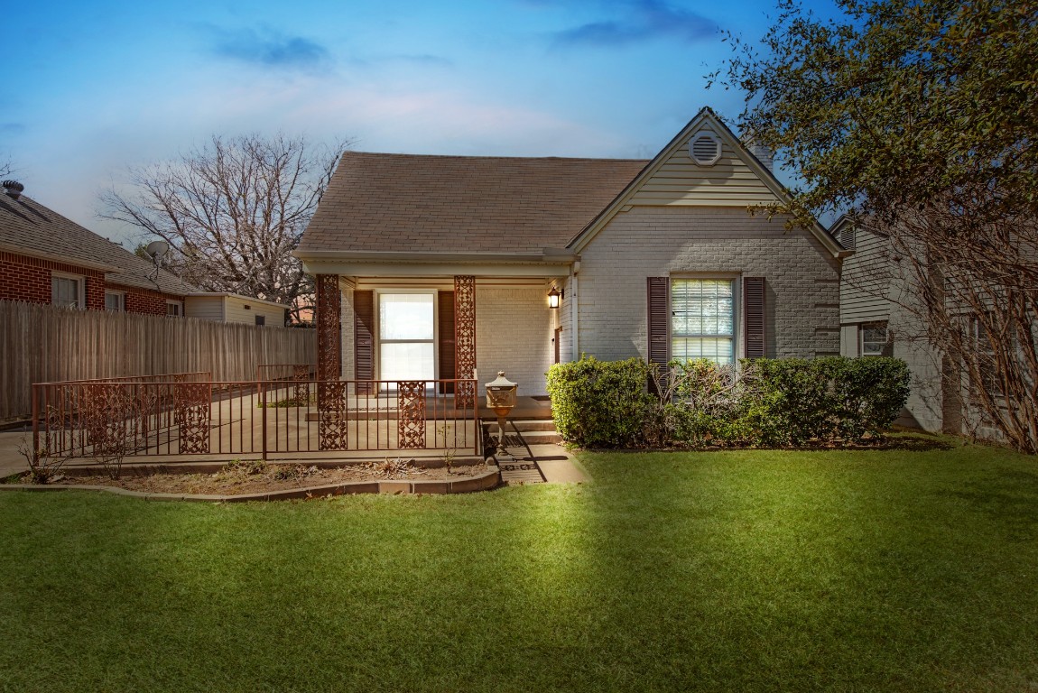 3100 Bellaire Drive W Fort Worth TX 76109