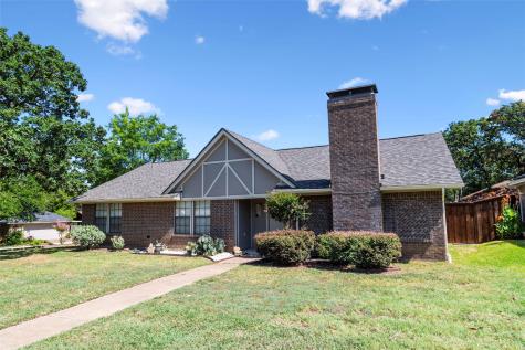 1301 Fieldstone Drive Bedford TX 76022