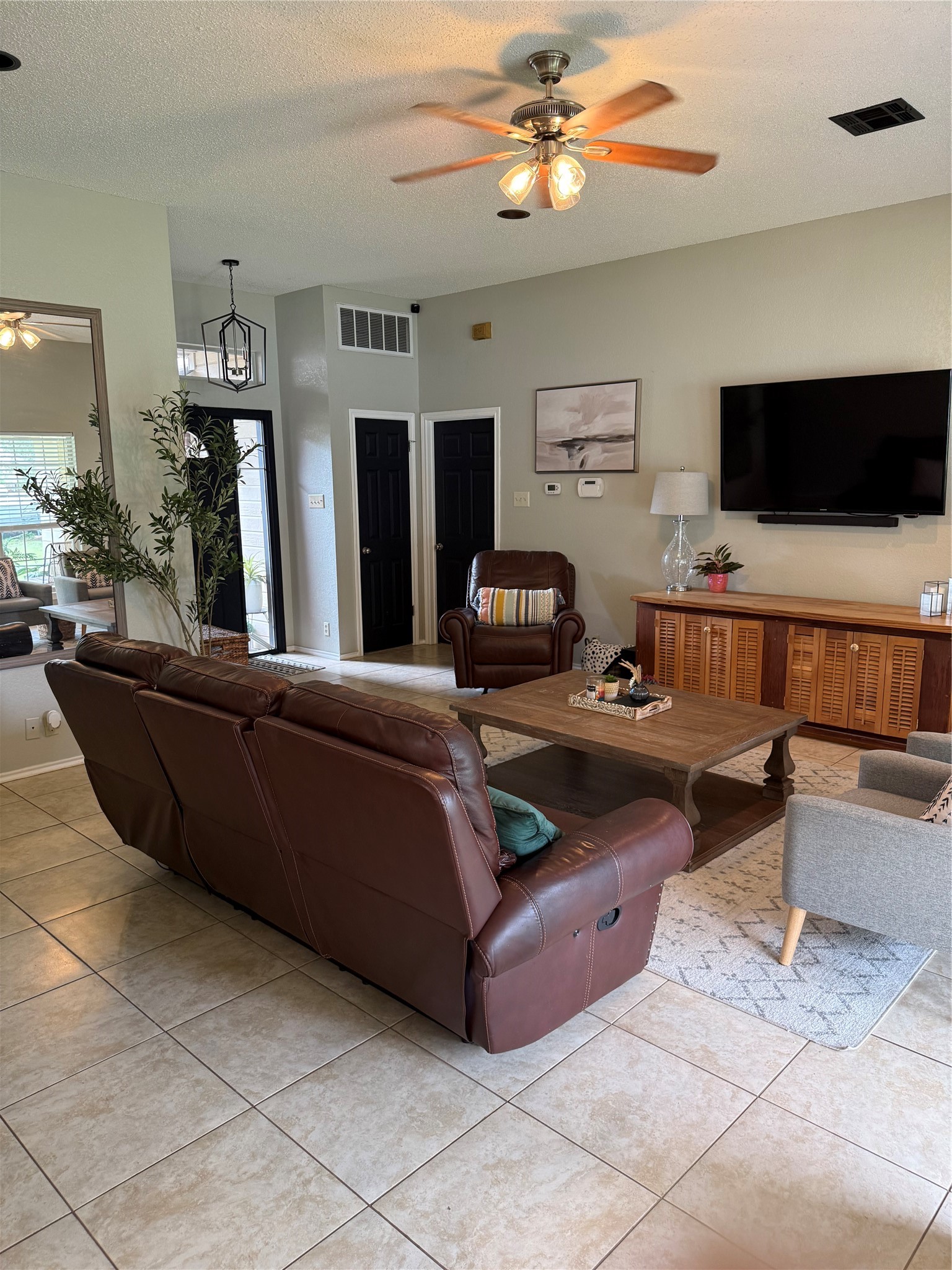907 Dogwood Street Waco TX 76706