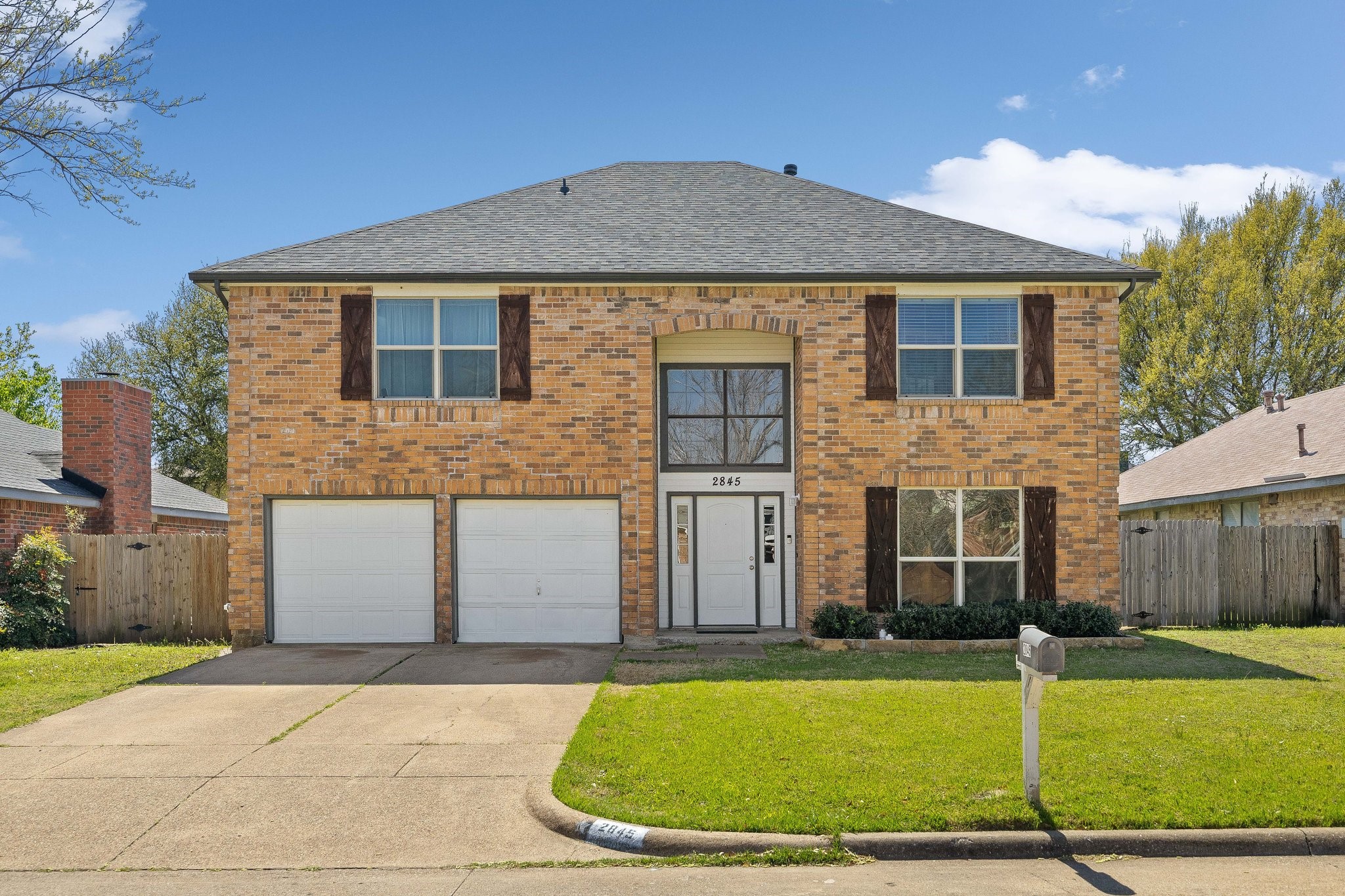 2845 Fenwick Street Grand Prairie TX 75052