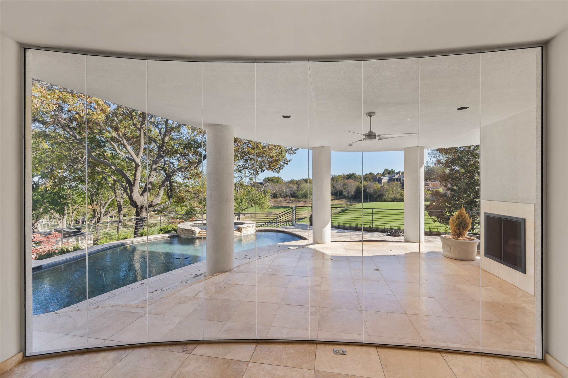 1108 Shady Oaks Lane Westover Hills TX 76107