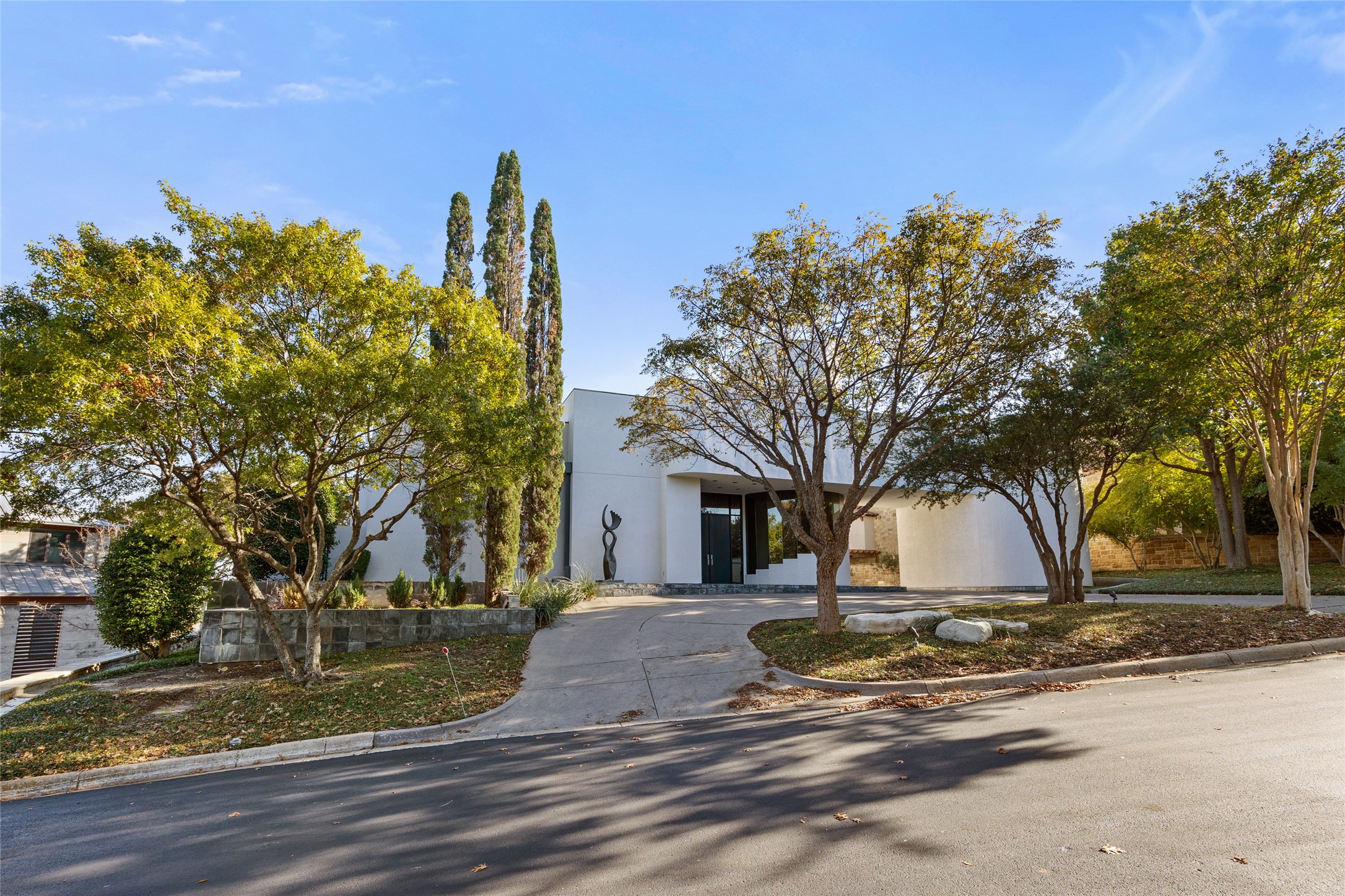 1108 Shady Oaks Lane Westover Hills TX 76107