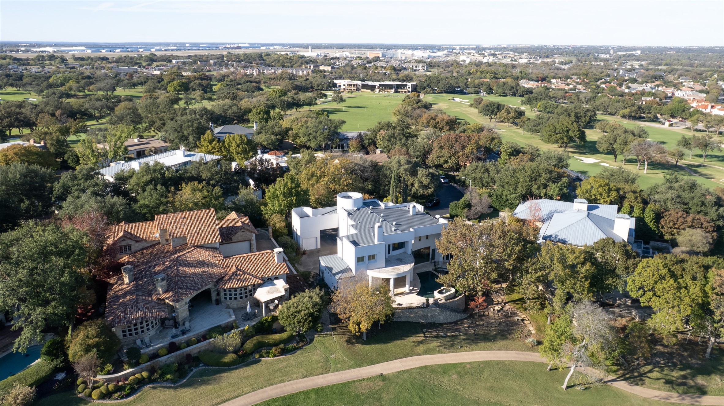 1108 Shady Oaks Lane Westover Hills TX 76107