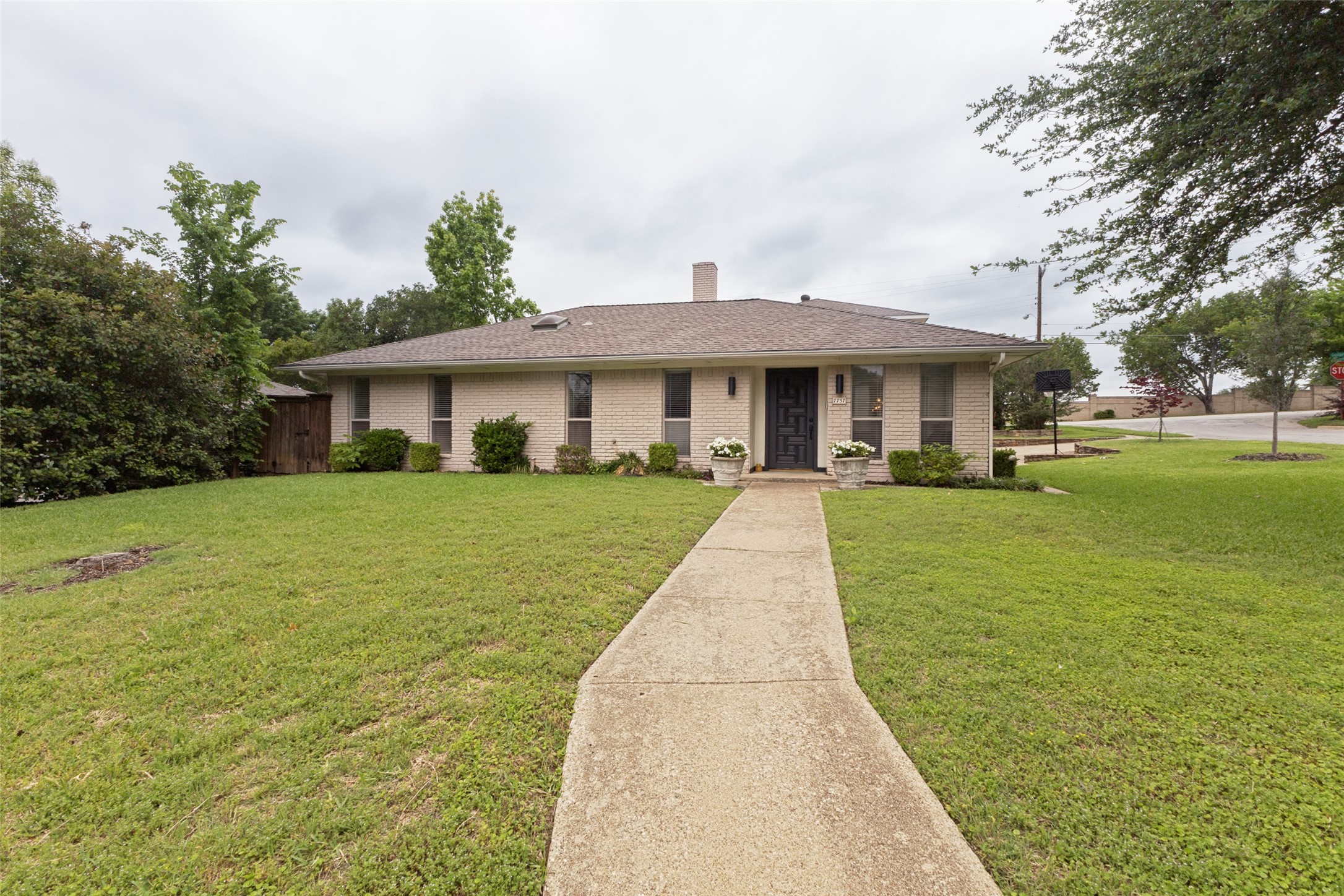 7757 Goforth Circle Dallas TX 75238