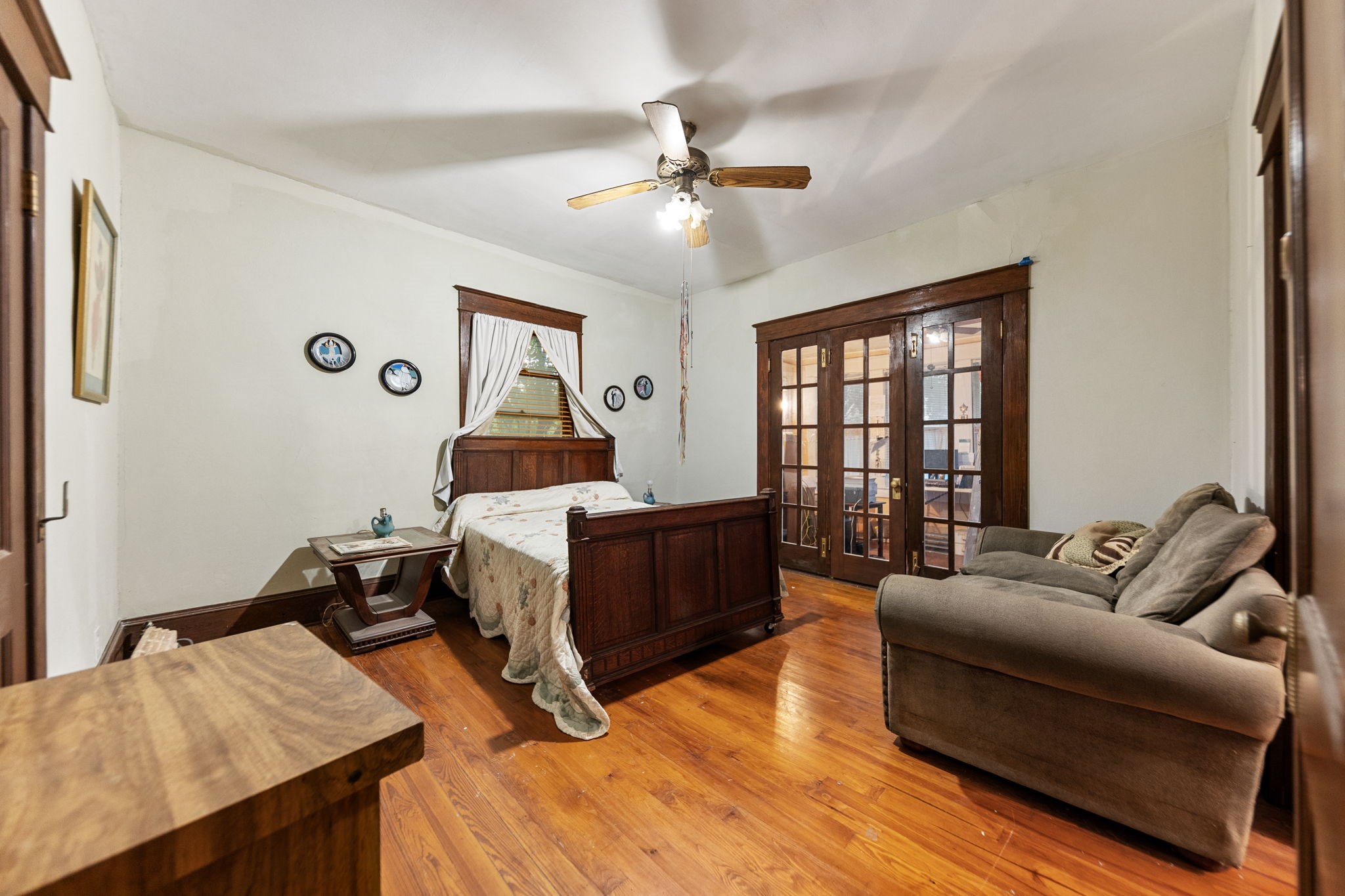 4725 Swiss Avenue Dallas TX 75204