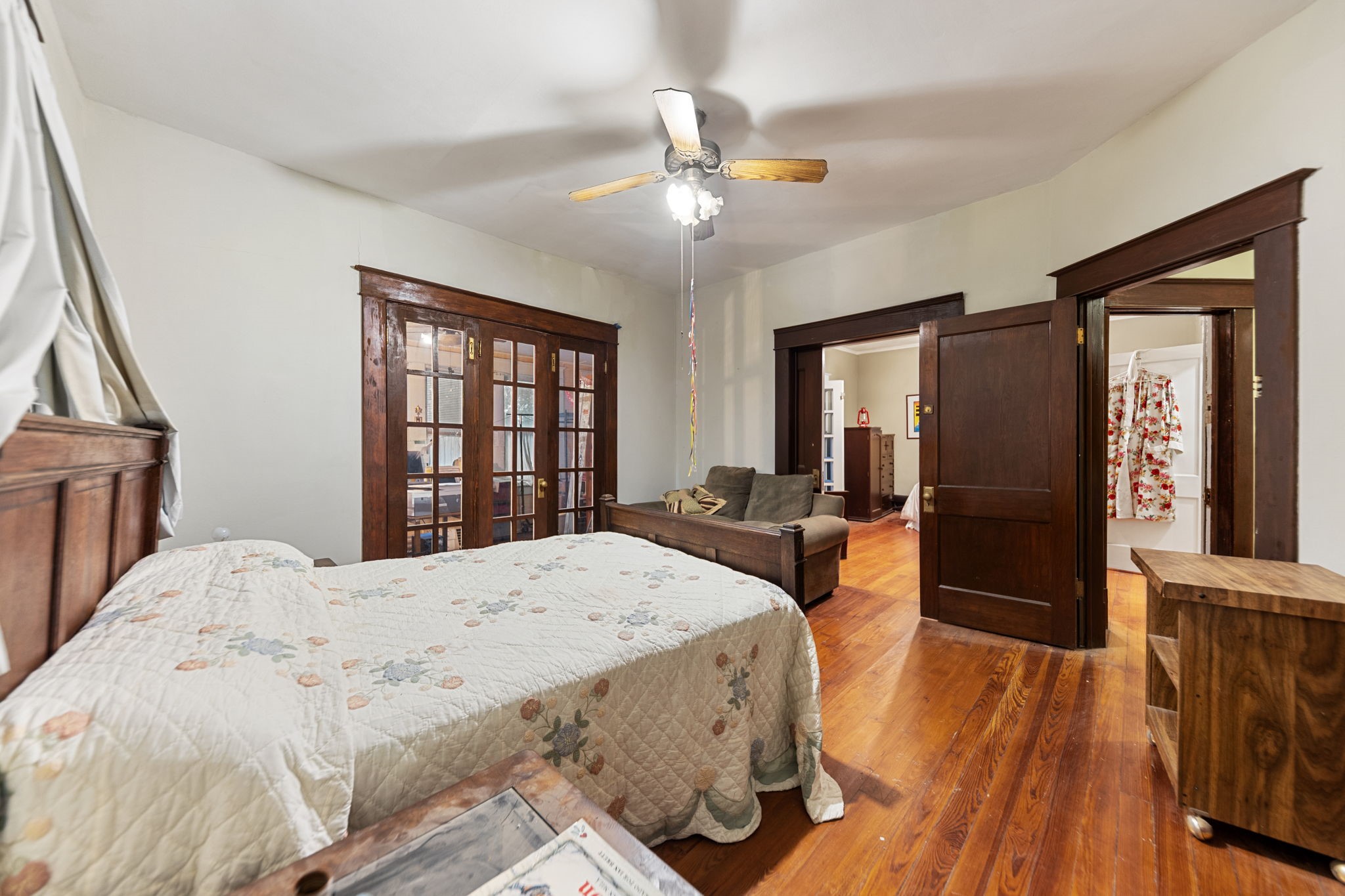 4725 Swiss Avenue Dallas TX 75204