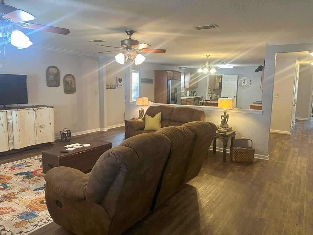 406 County Road 530 Eastland TX 76448