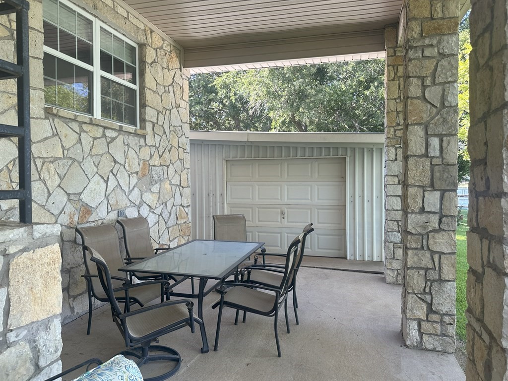 406 County Road 530 Eastland TX 76448