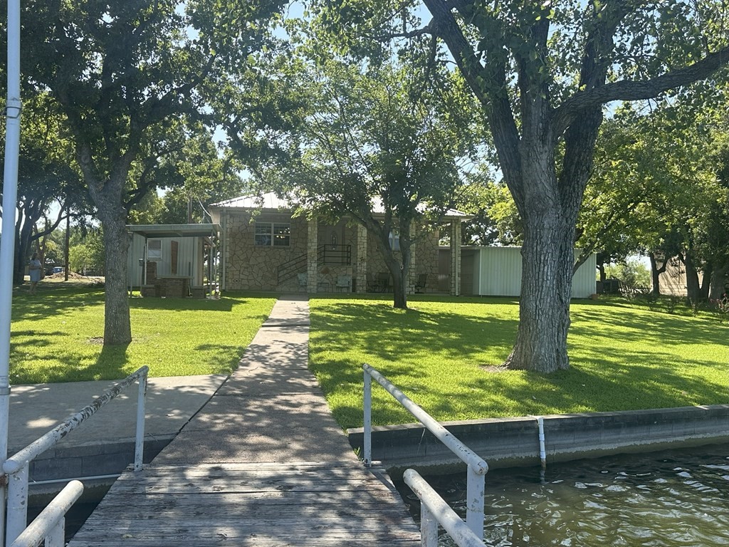 406 County Road 530 Eastland TX 76448