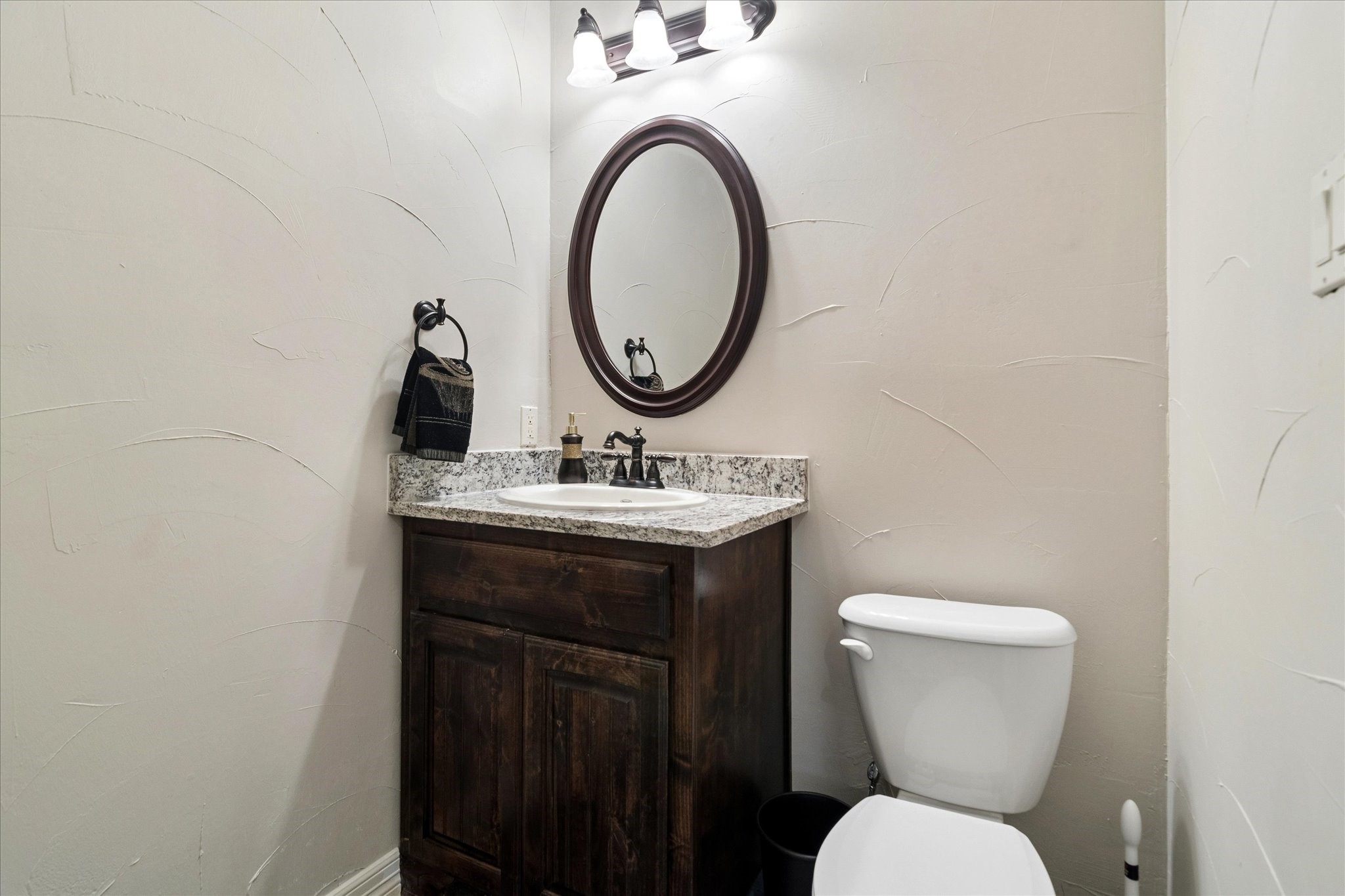2928 Overland Trail Sherman TX 75092