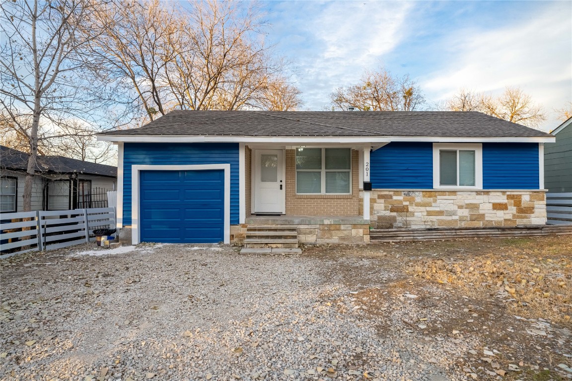 201 Pelman Street Dallas TX 75224