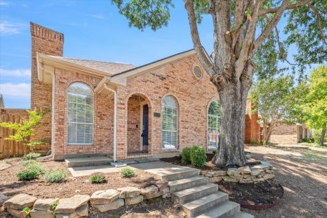 1318 Overlook Drive Lewisville TX 75067