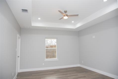 1527 Caldwell Avenue Dallas TX 75223