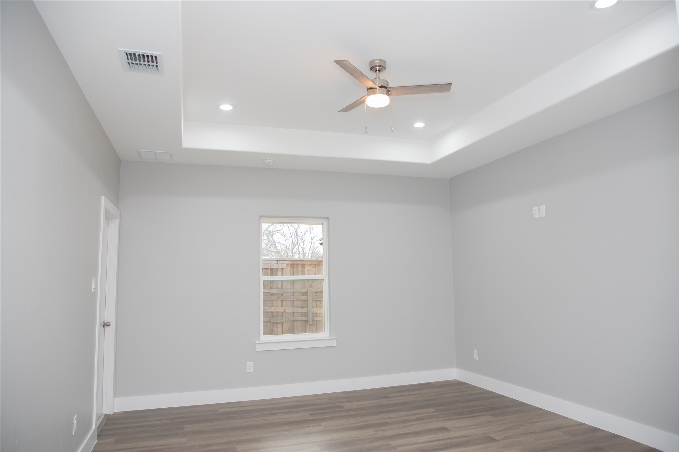 1527 Caldwell Avenue Dallas TX 75223