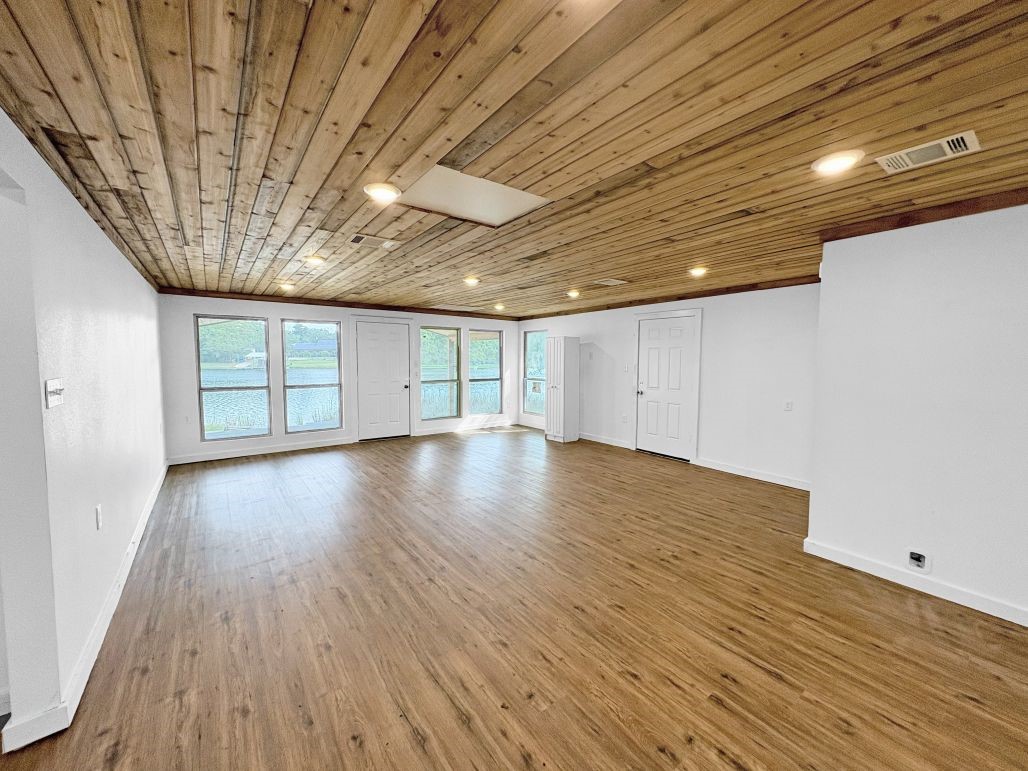 106 Caddo Smithville TX 78957