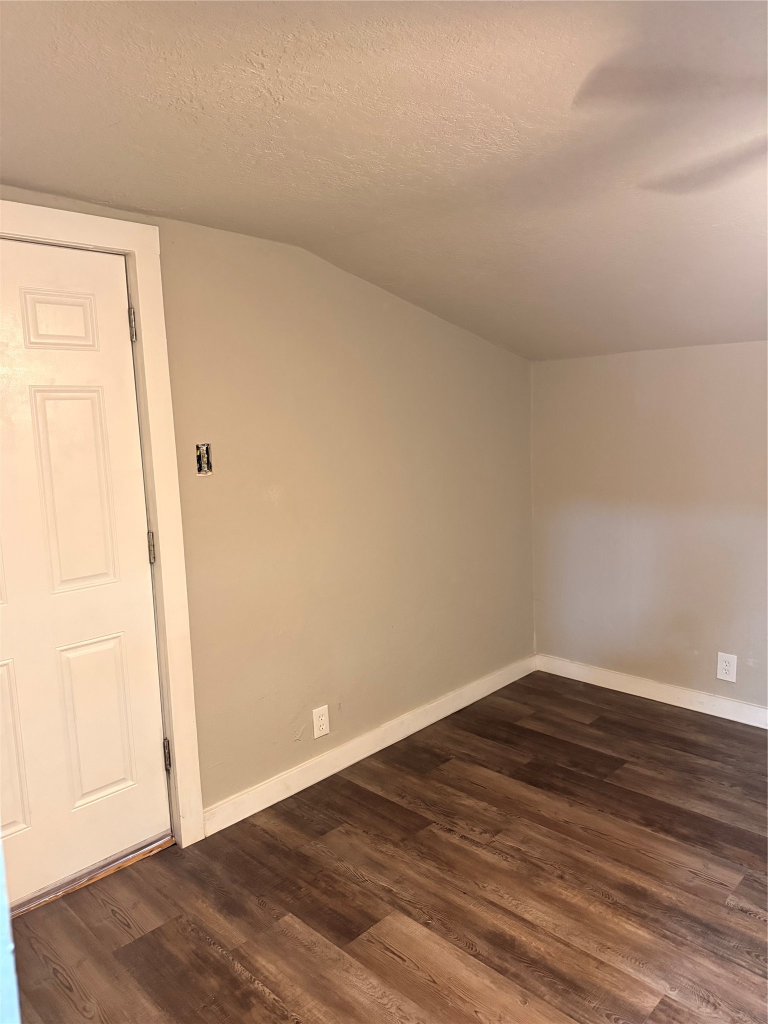 510 N Pacific Avenue Iowa Park TX 76367