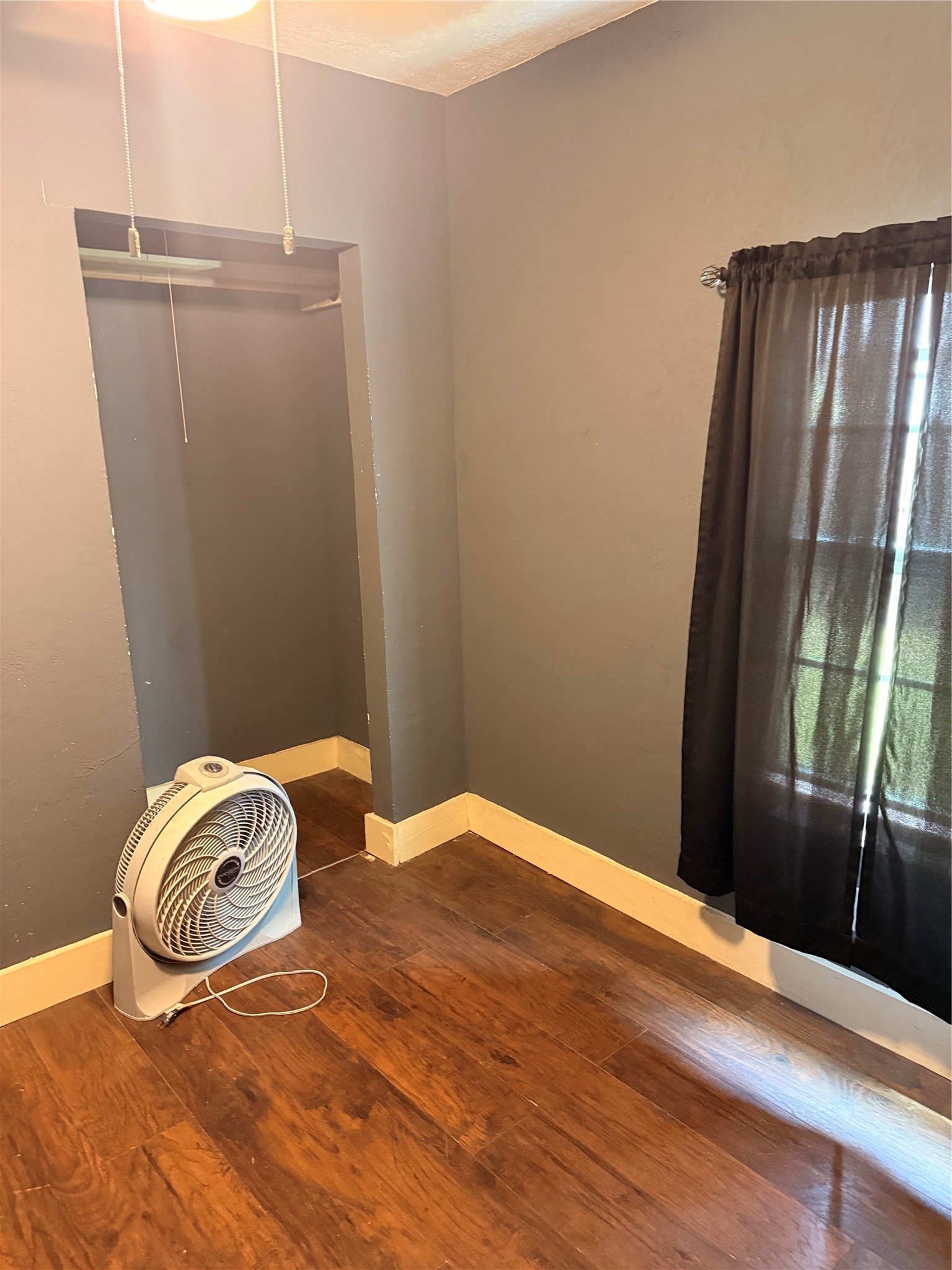 510 N Pacific Avenue Iowa Park TX 76367