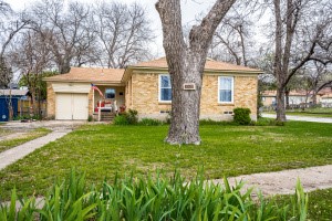 5829 Hollis Avenue Dallas TX 75227