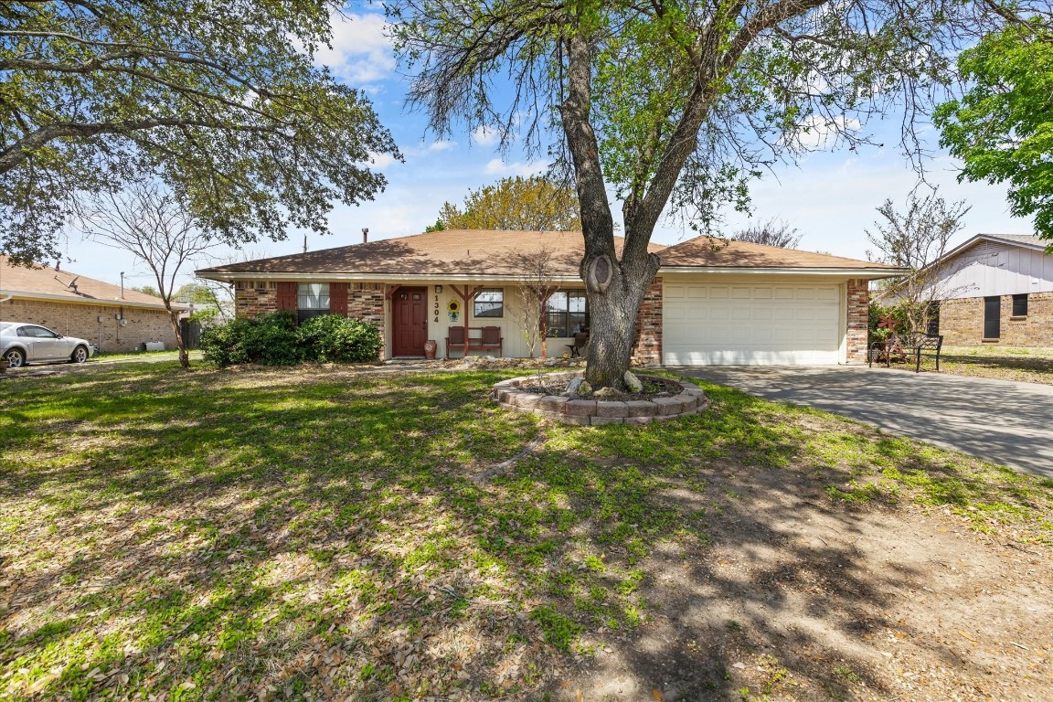 1304 Linda Court Cleburne TX 76033