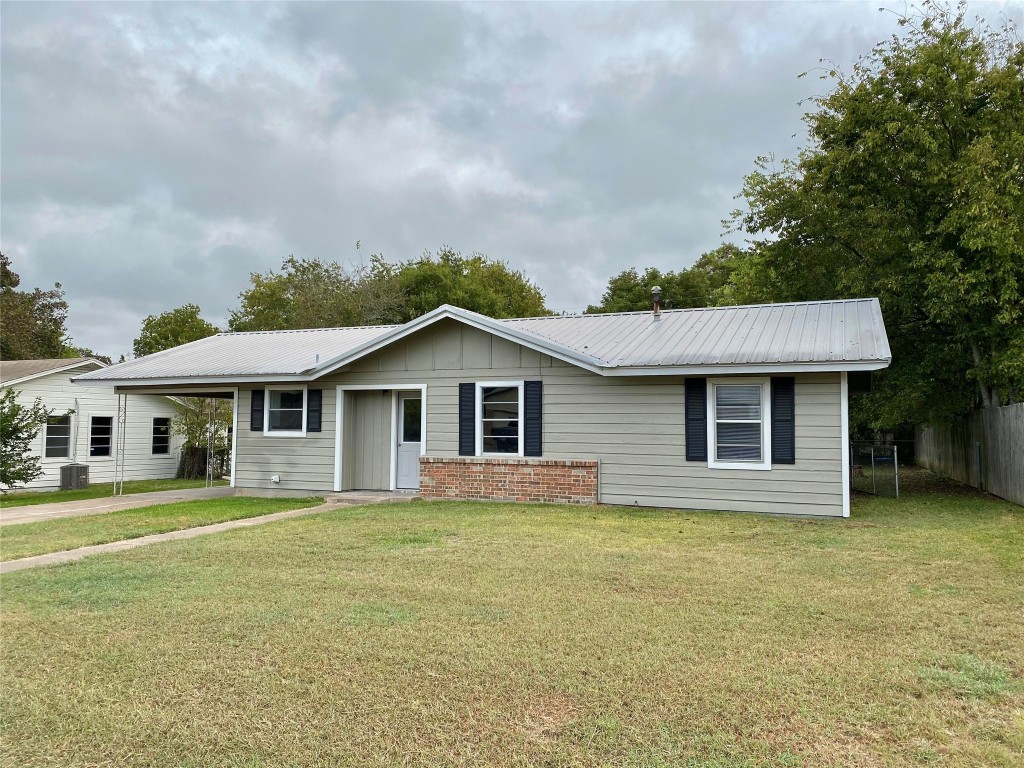 311 N Avenue T Clifton TX 76634