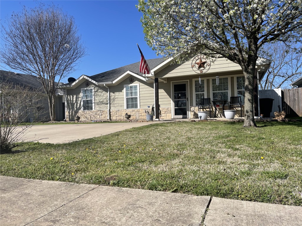 1618 S Montgomery Street Sherman TX 75090