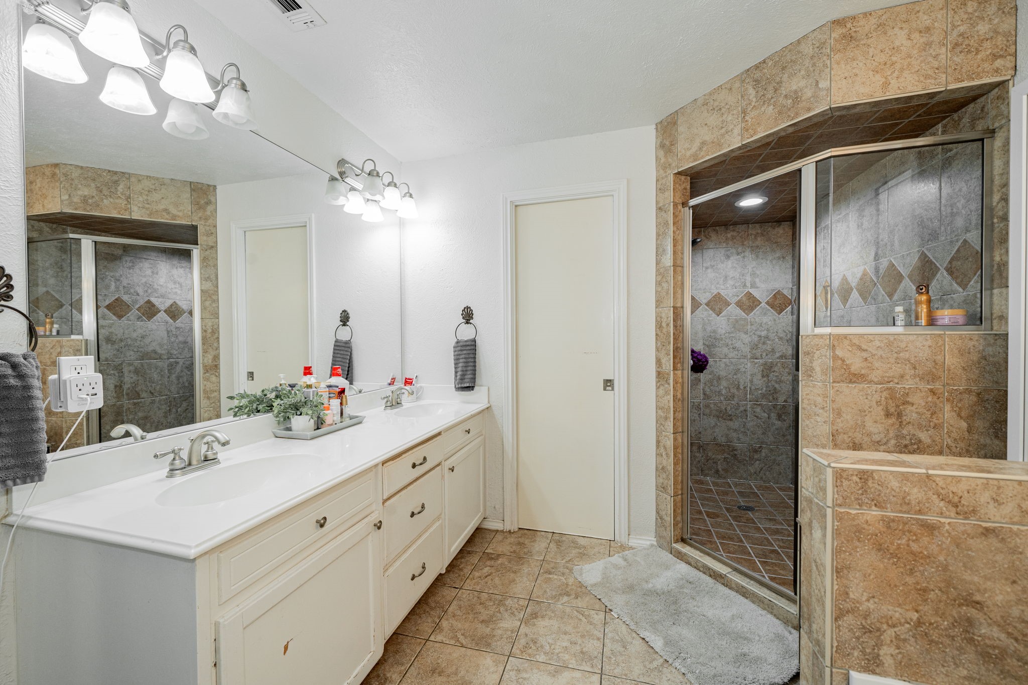 970 N Country Lane Rockwall TX 75087