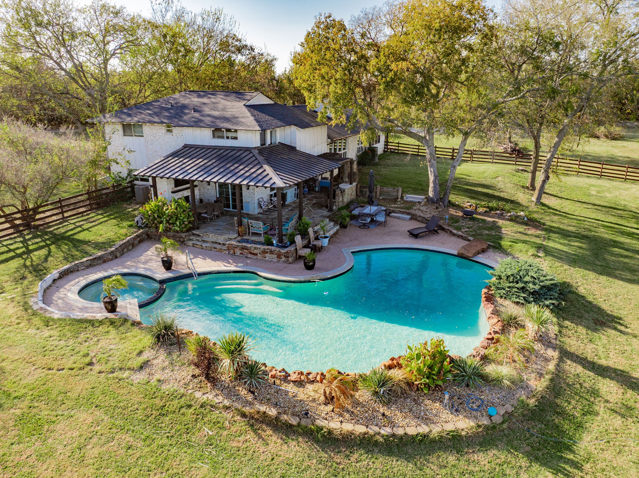 970 N Country Lane Rockwall TX 75087
