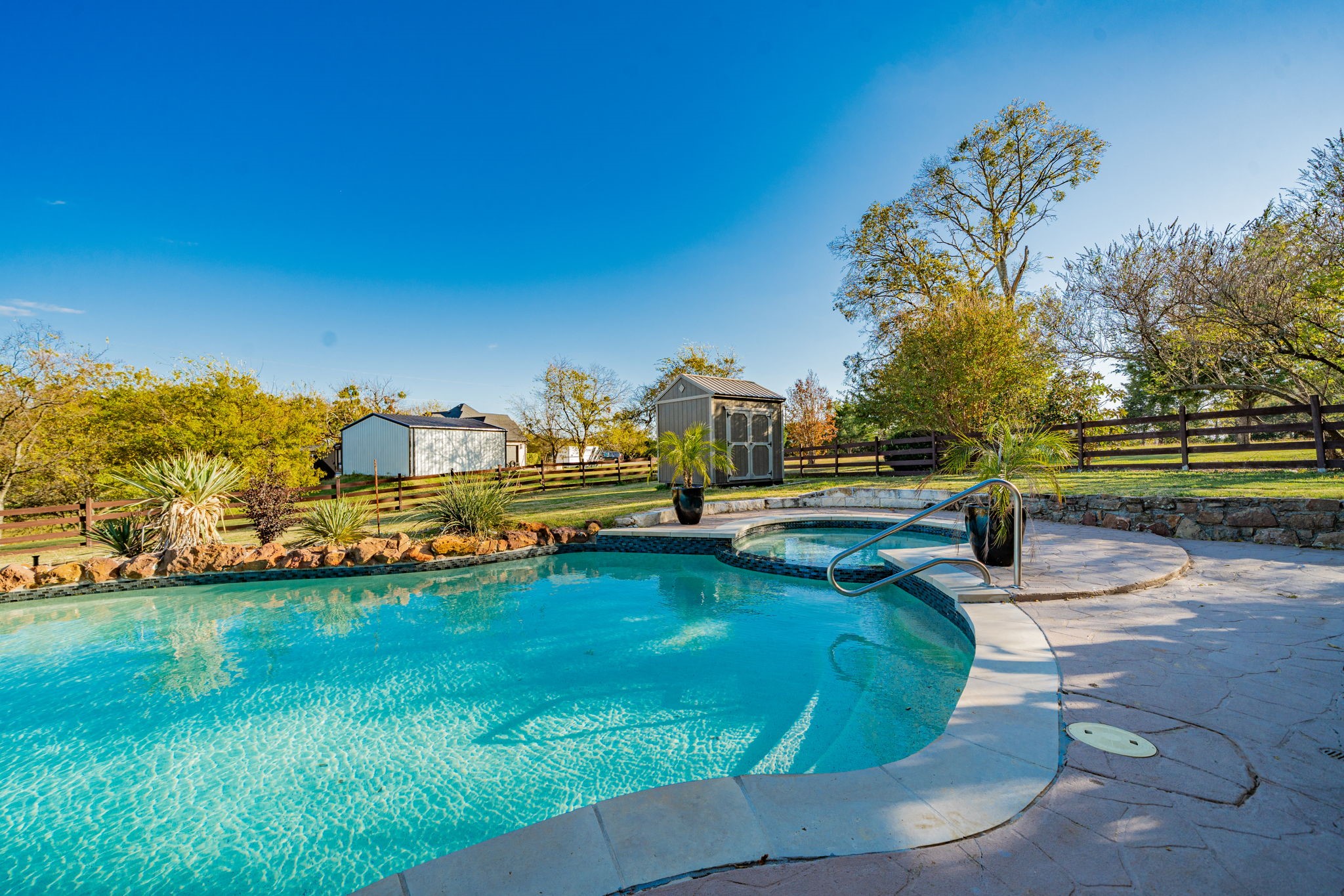 970 N Country Lane Rockwall TX 75087