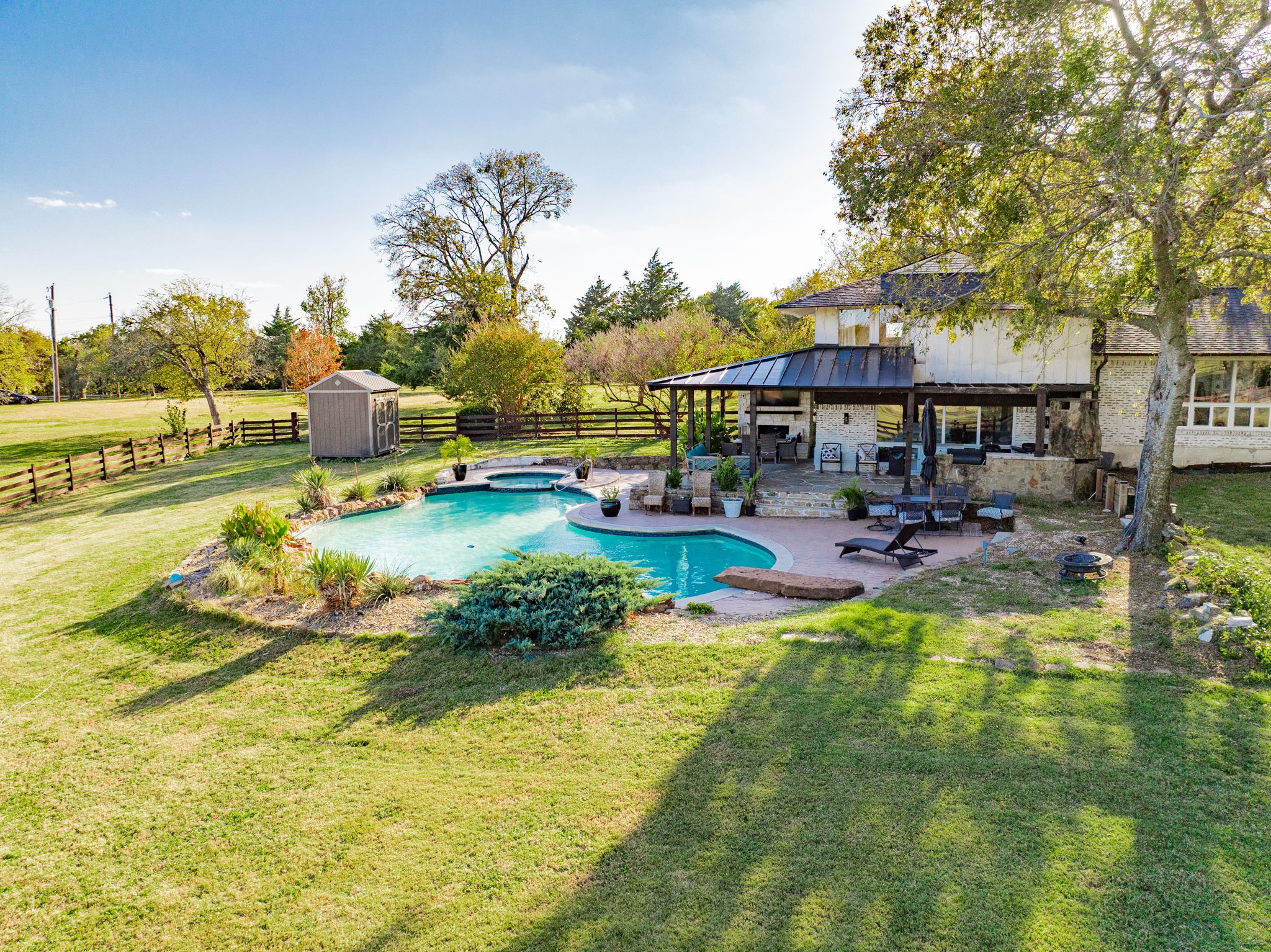 970 N Country Lane Rockwall TX 75087
