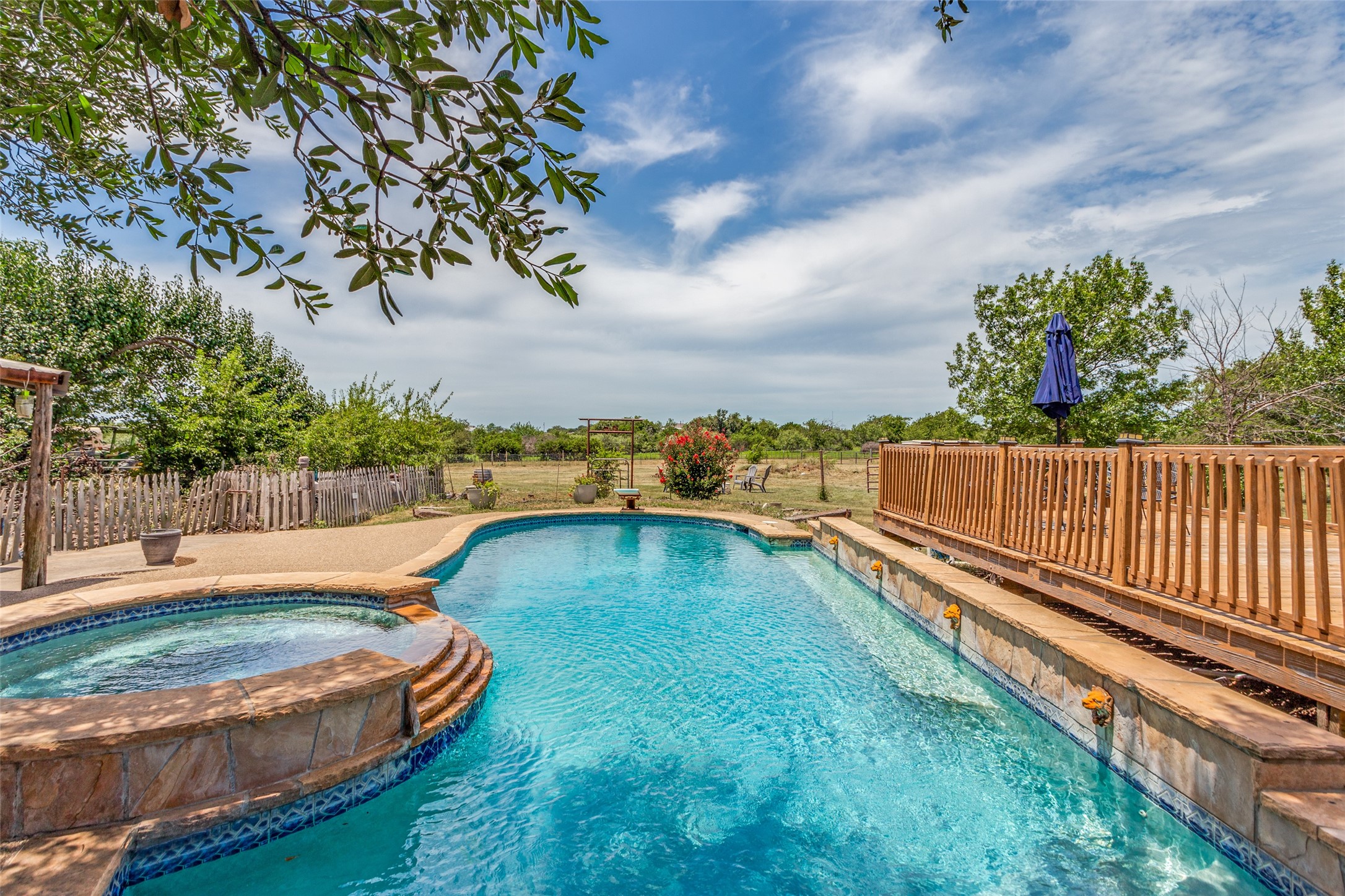 950 Johnson Bend Road Weatherford TX 76088
