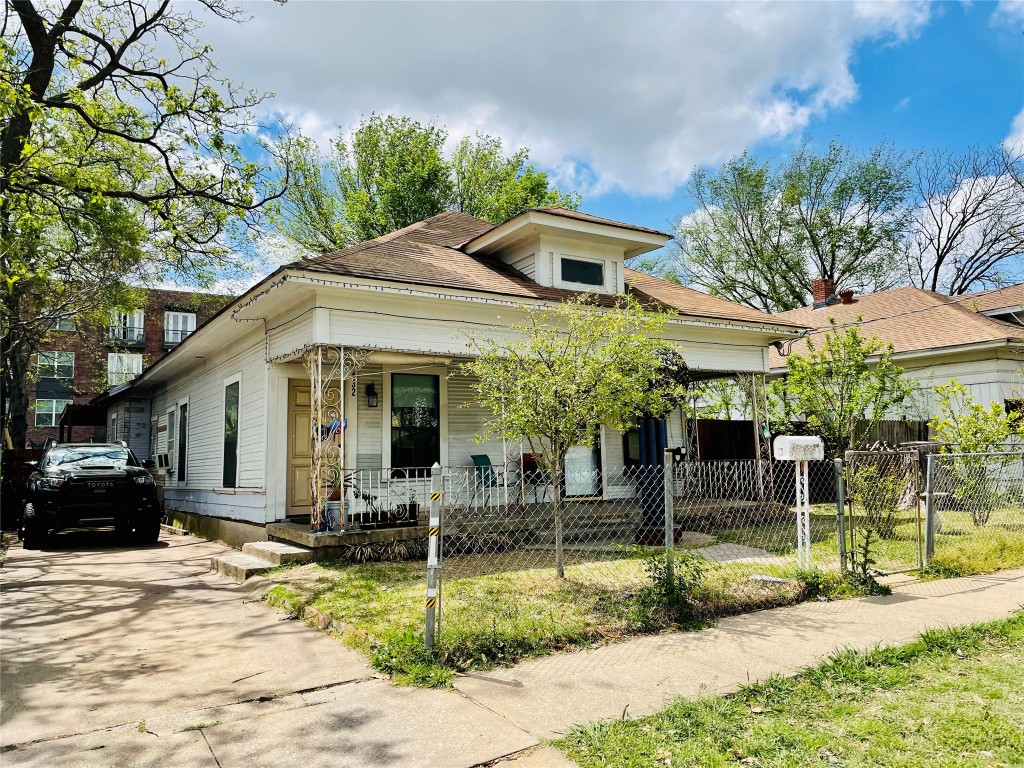432 W 8th Street Dallas TX 75208