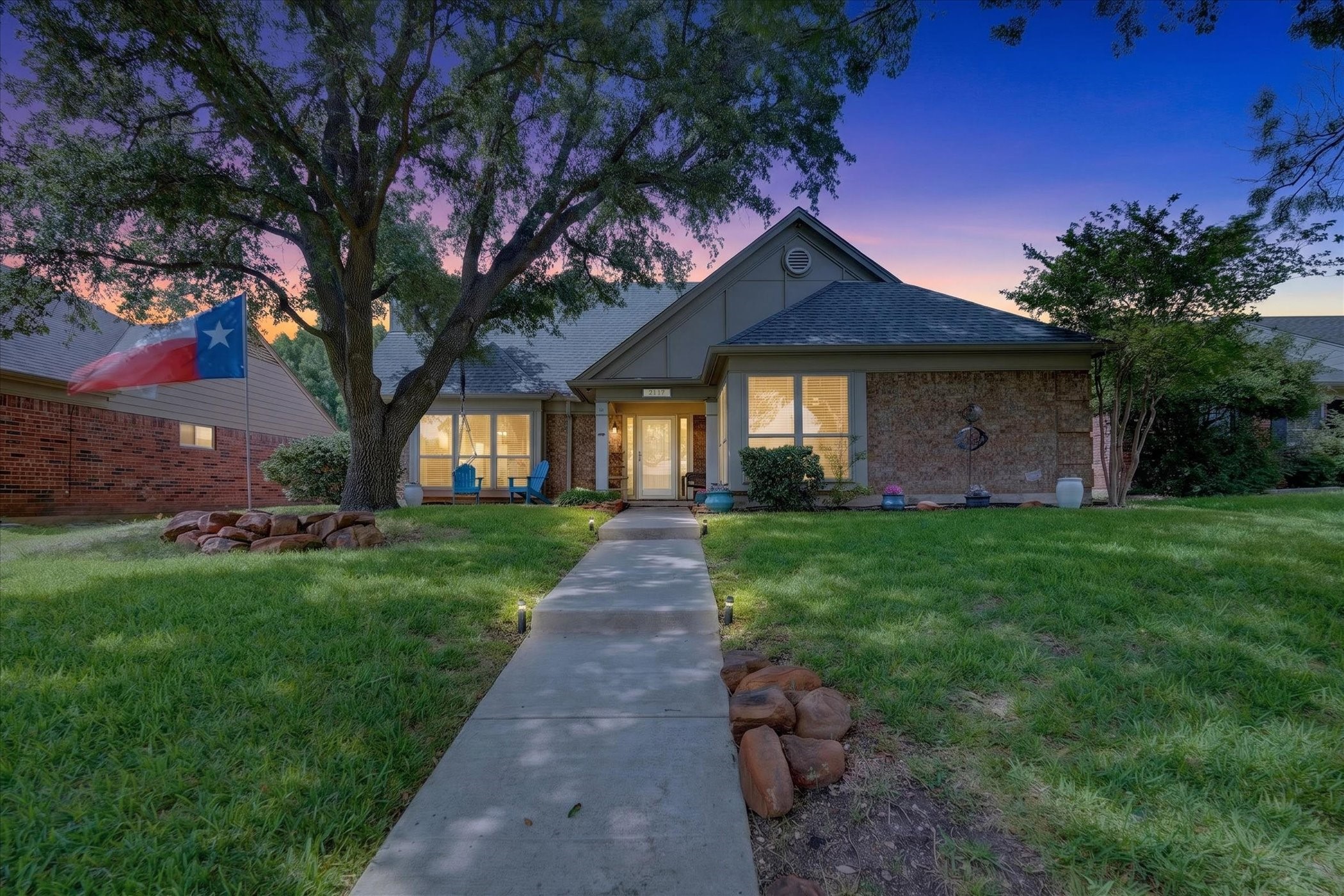 2117 Lavaca Trail Carrollton TX 75010