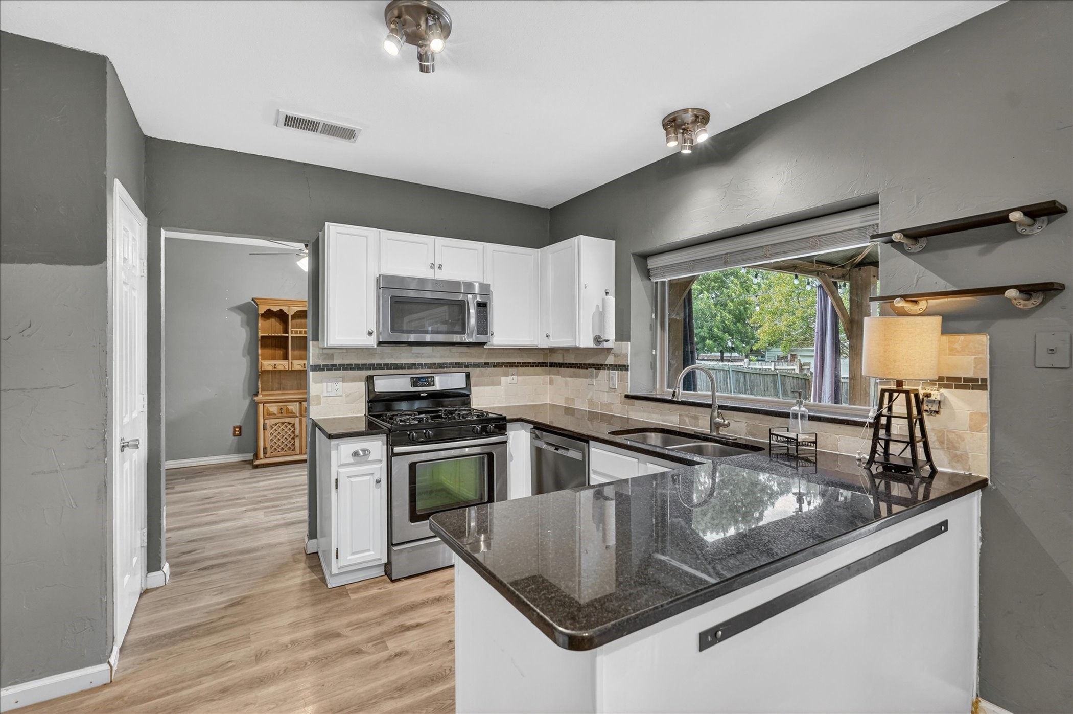 2117 Lavaca Trail Carrollton TX 75010
