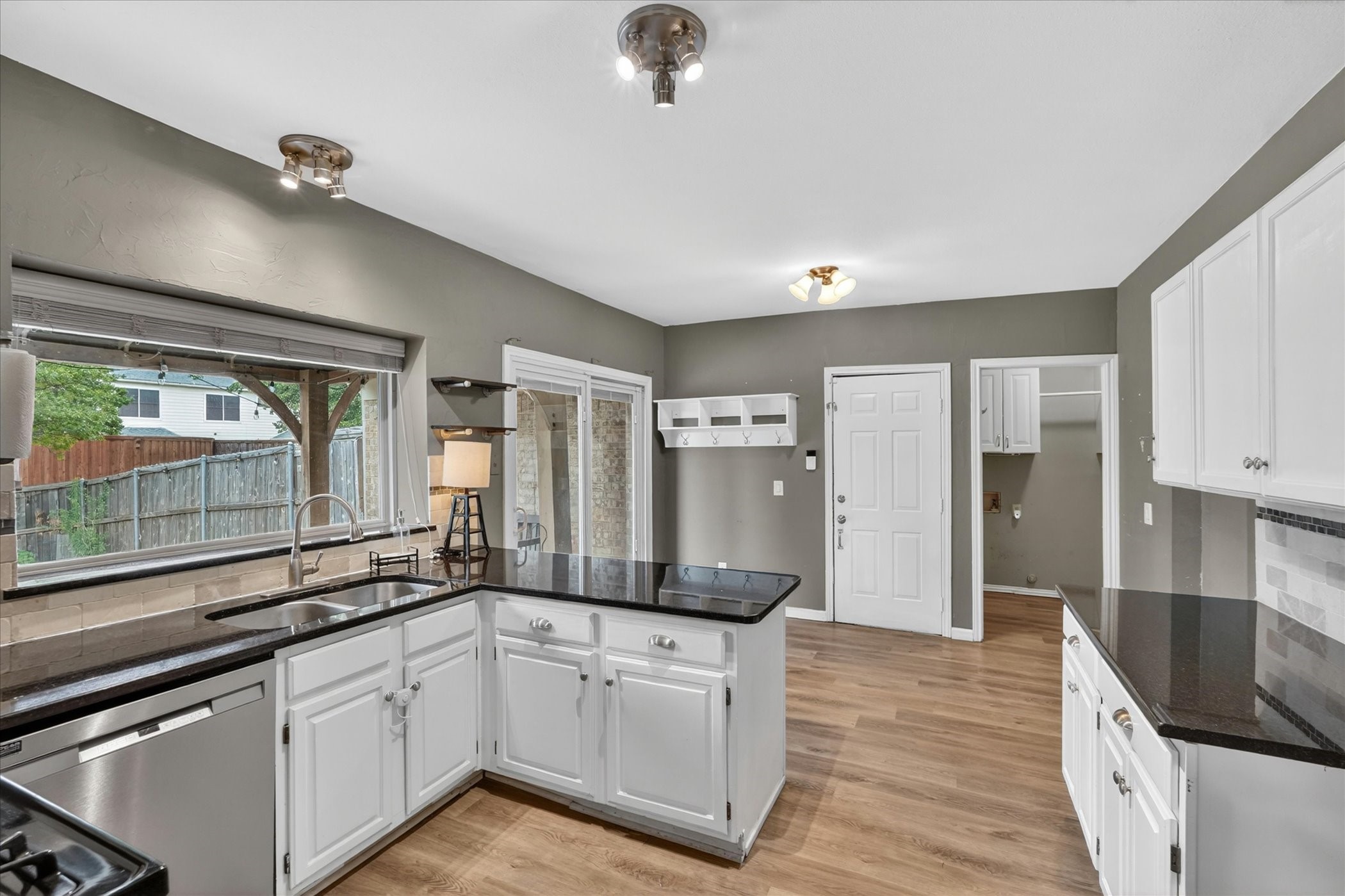 2117 Lavaca Trail Carrollton TX 75010