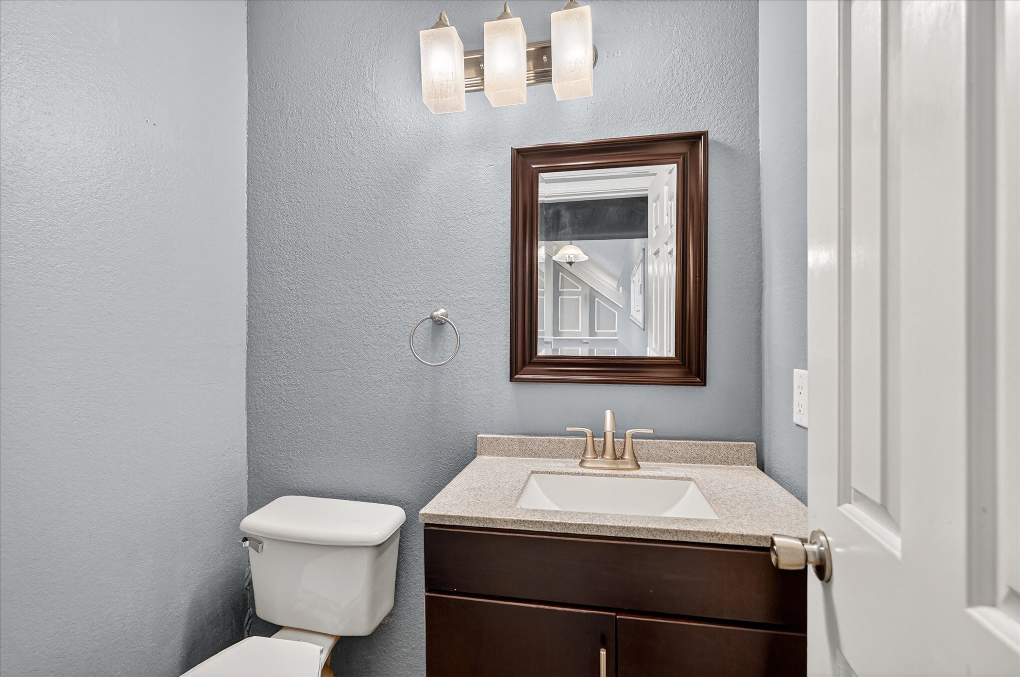 2117 Lavaca Trail Carrollton TX 75010