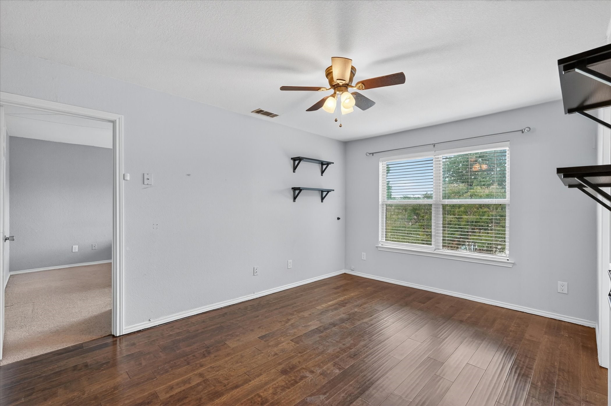 2117 Lavaca Trail Carrollton TX 75010