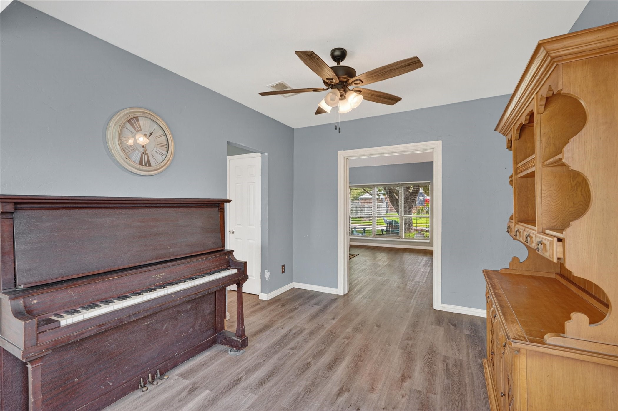 2117 Lavaca Trail Carrollton TX 75010