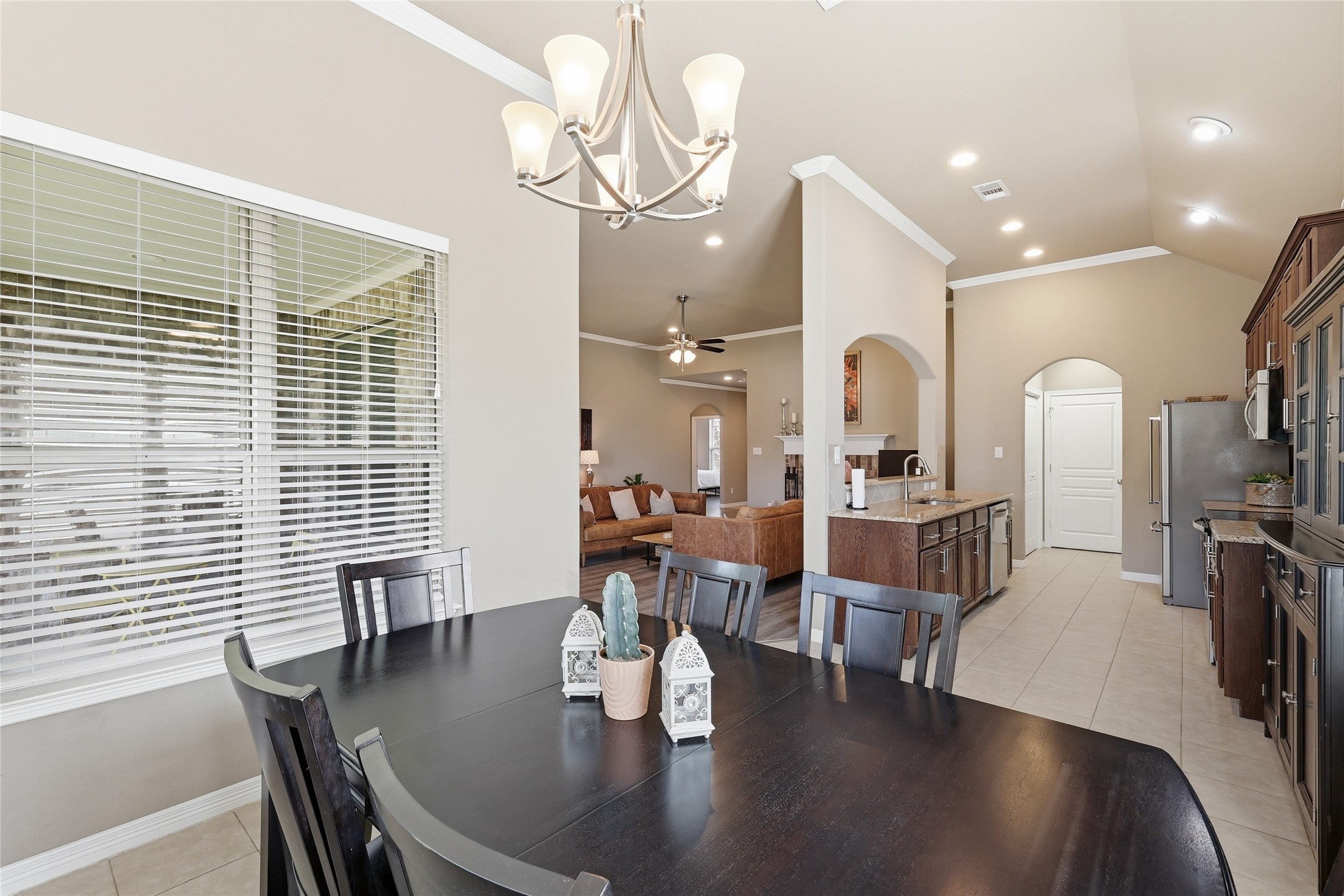 4908 Lakepark Drive Sanger TX 76266