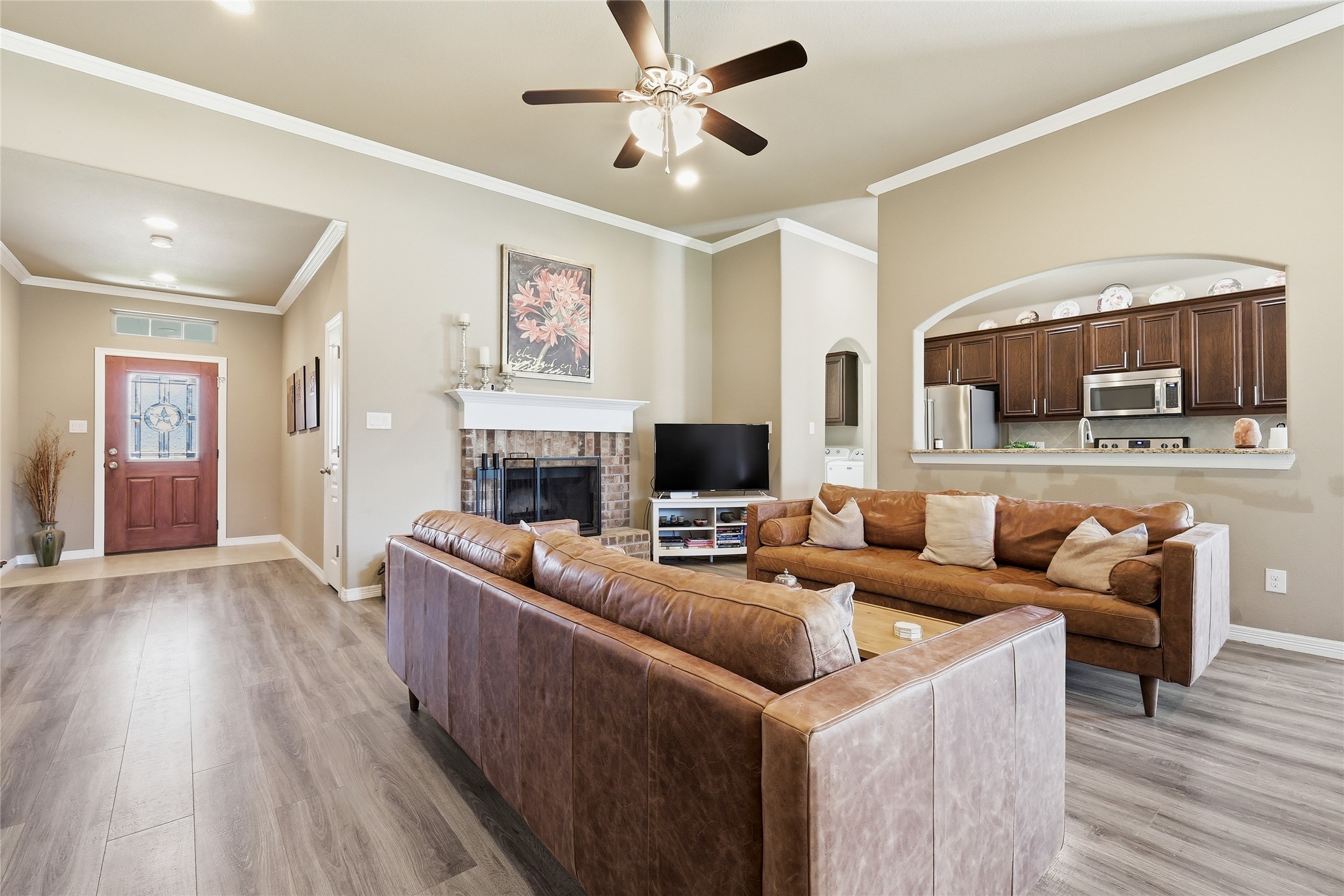 4908 Lakepark Drive Sanger TX 76266