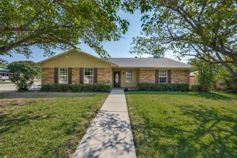 106 Allen Drive Sanger TX 76266
