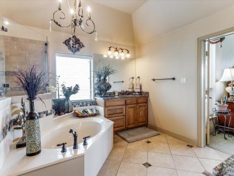 2309 Parks Court Haslet TX 76052