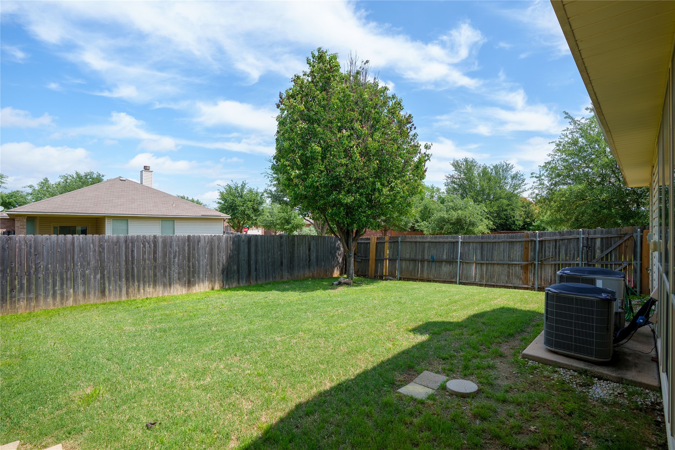 3300 Stonecrop Trail Denton TX 76226