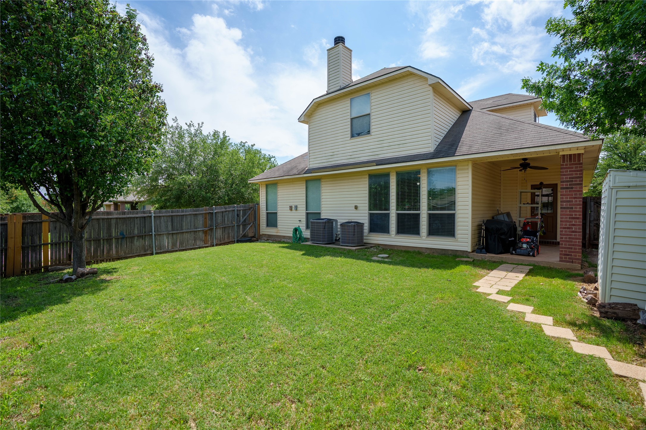 3300 Stonecrop Trail Denton TX 76226