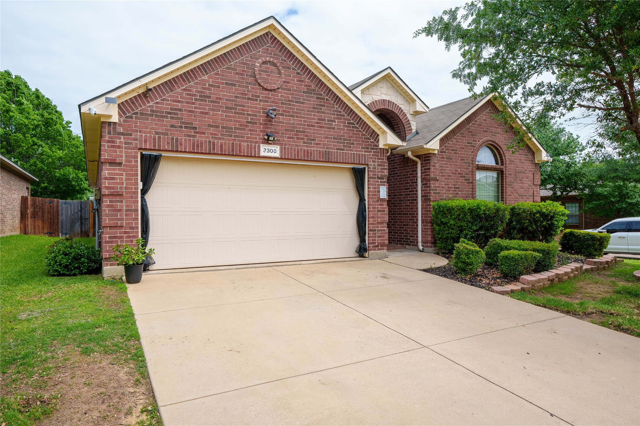 3300 Stonecrop Trail Denton TX 76226